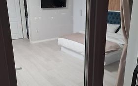 Modern Studio